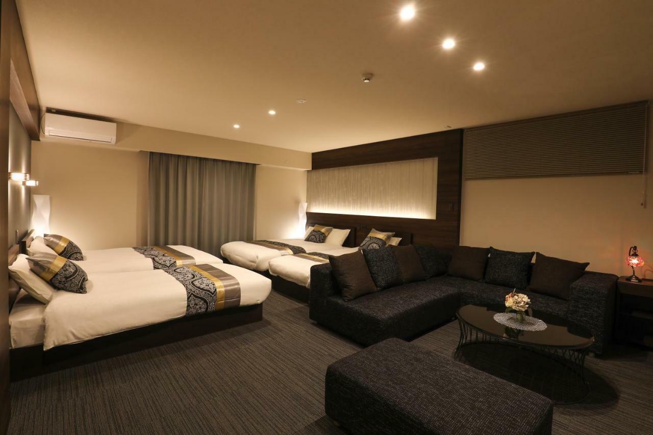 Aparthotel Grand Base Hakata Fukuoka  Zewnętrze zdjęcie